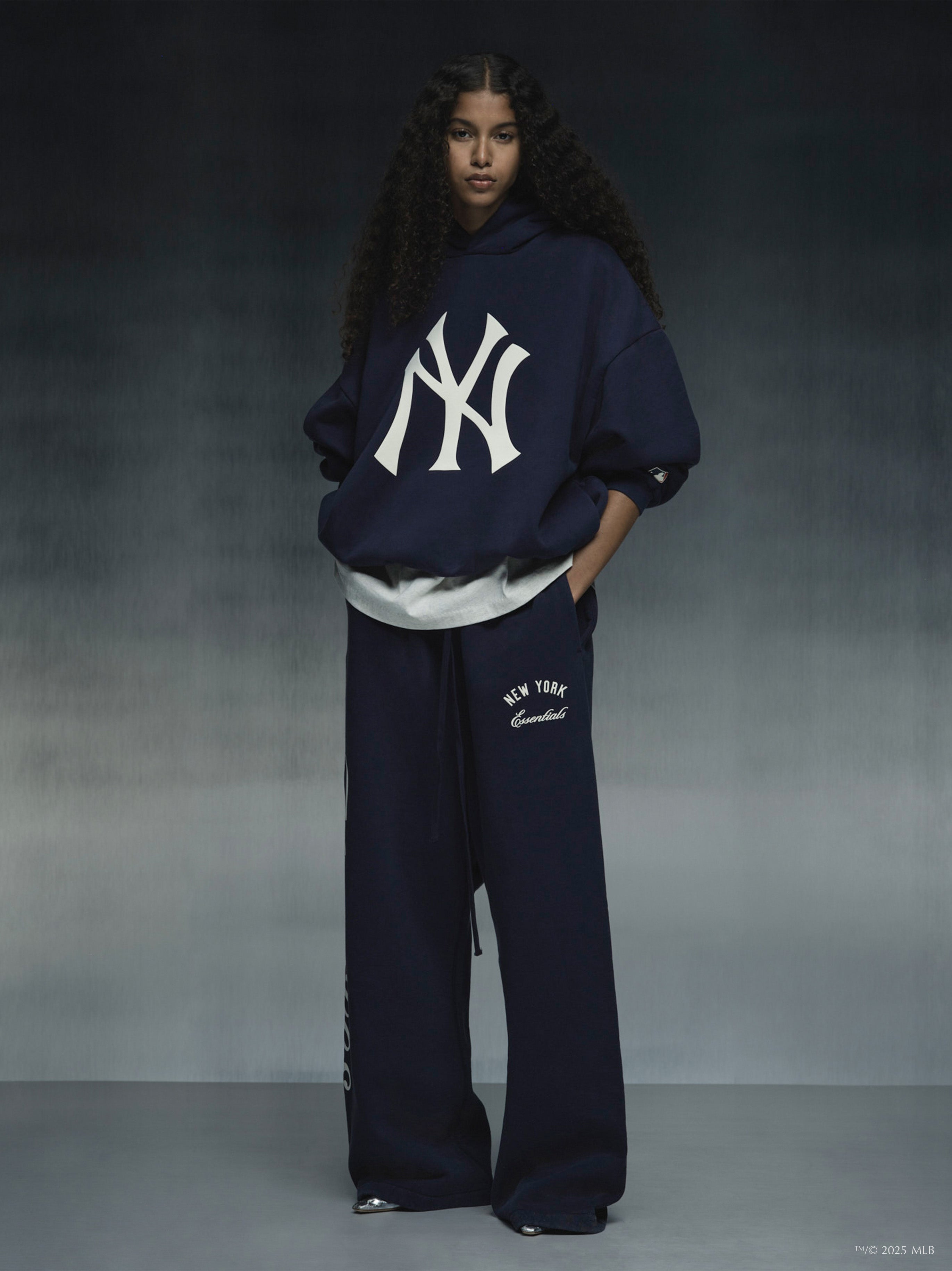 Yankees Flare Sweatpant